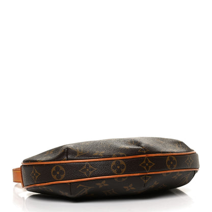 Louis Vuitton Monogram Croissant PM 4 of 9