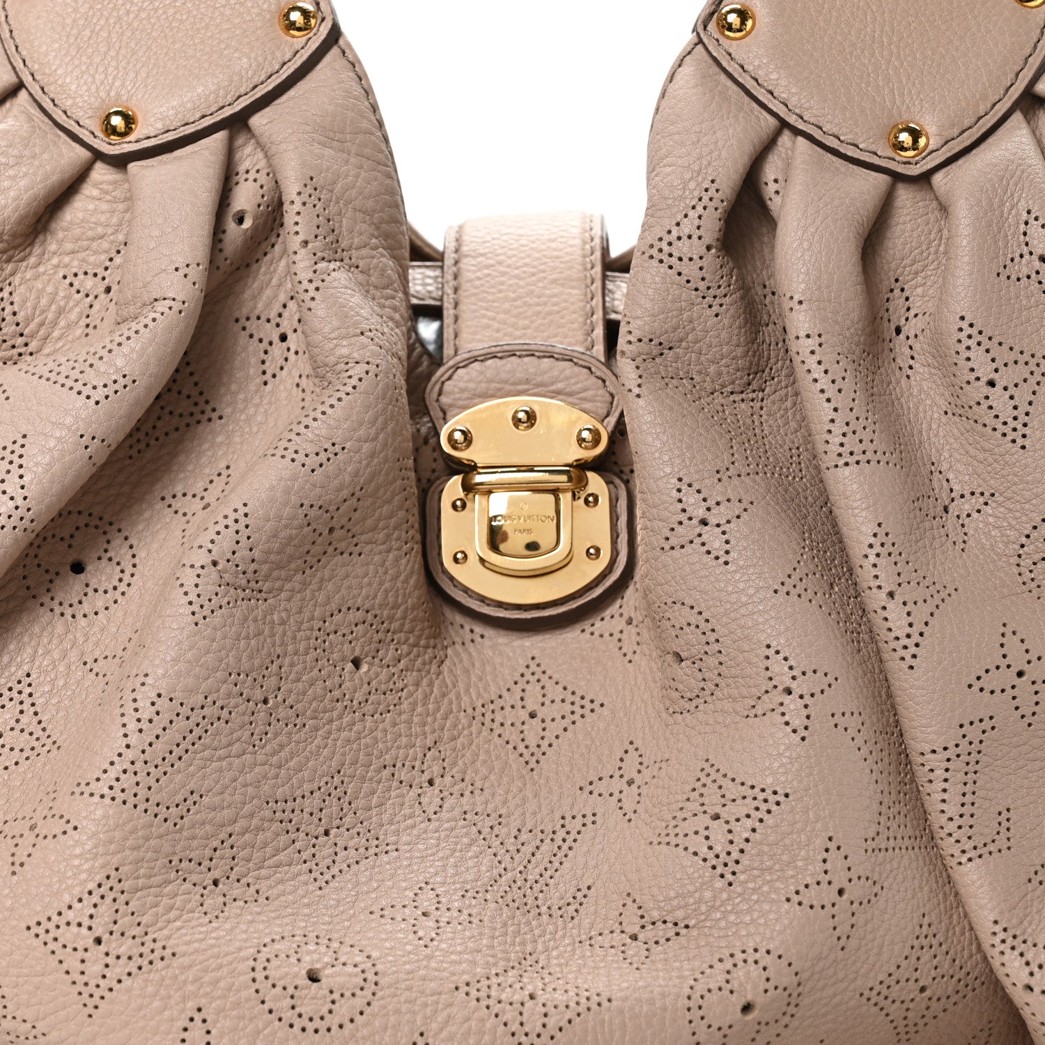 Louis Vuitton Mahina XL Coquille 8 of 11