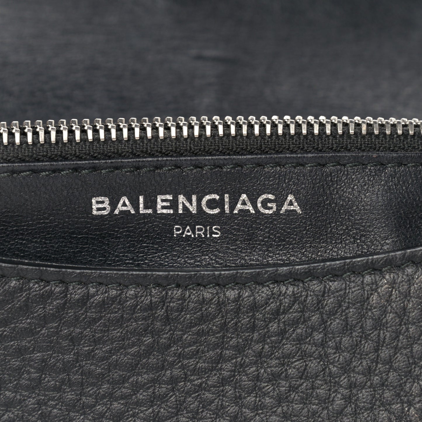 Pebbled Calfskin Everyday Chain Wallet Black