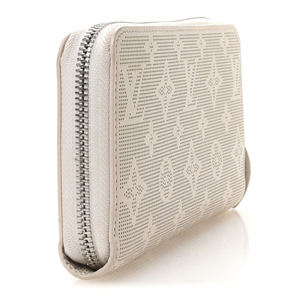 Louis Vuitton Mahina Zippy Wallet Quartz 3 of 6