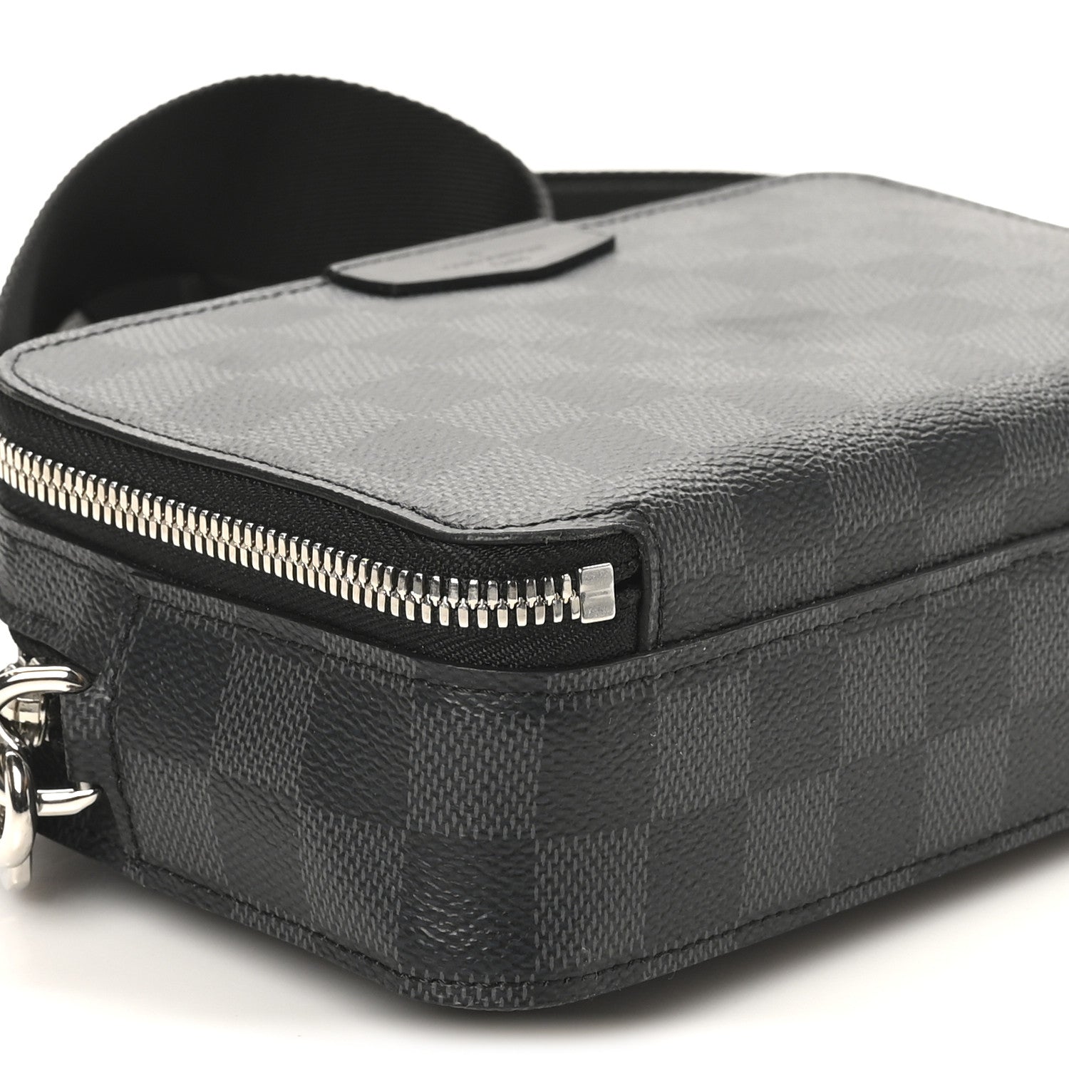 Louis Vuitton Damier Graphite Alpha Wearable Wallet 8 of 9