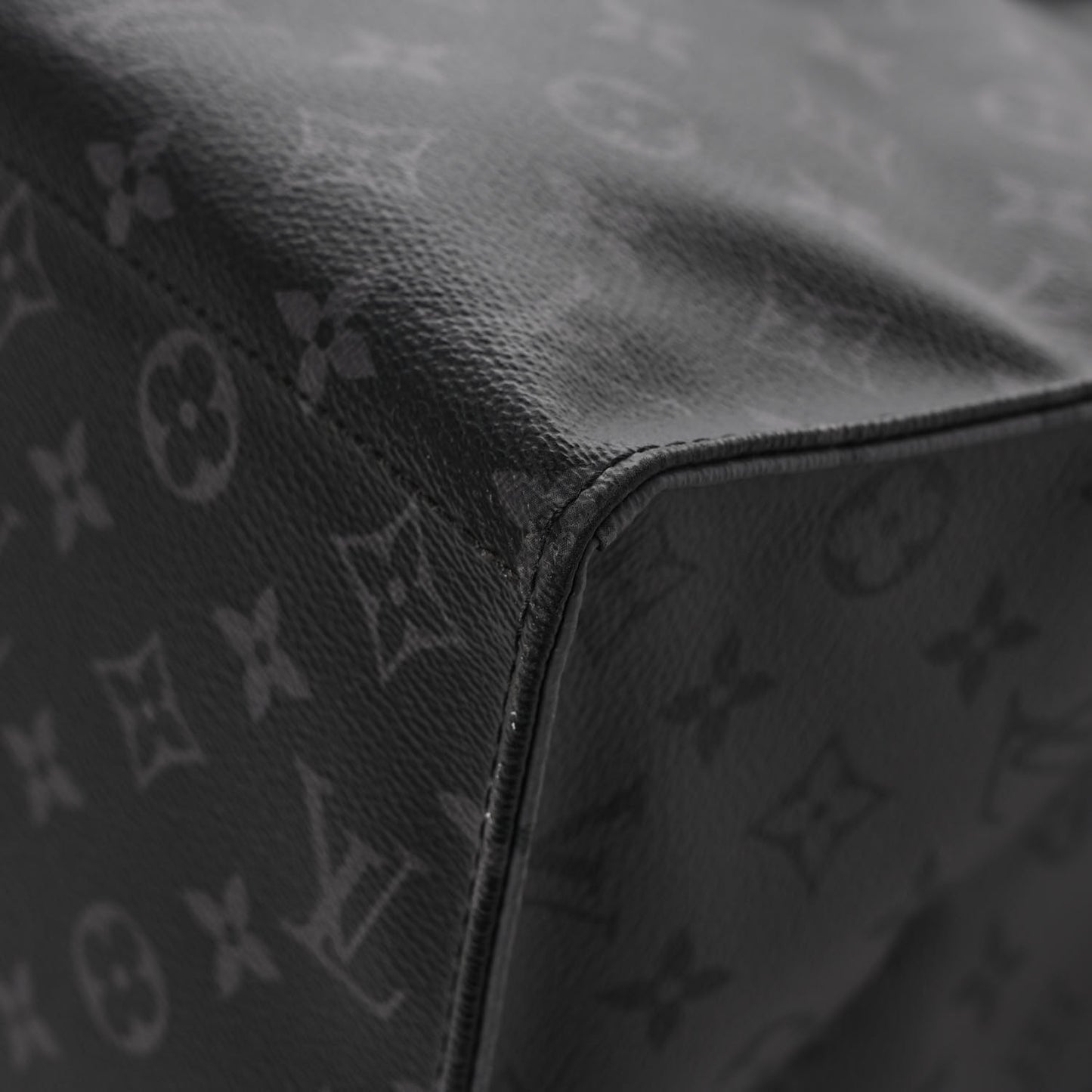 Monogram Eclipse Cabas Zippe GM Black