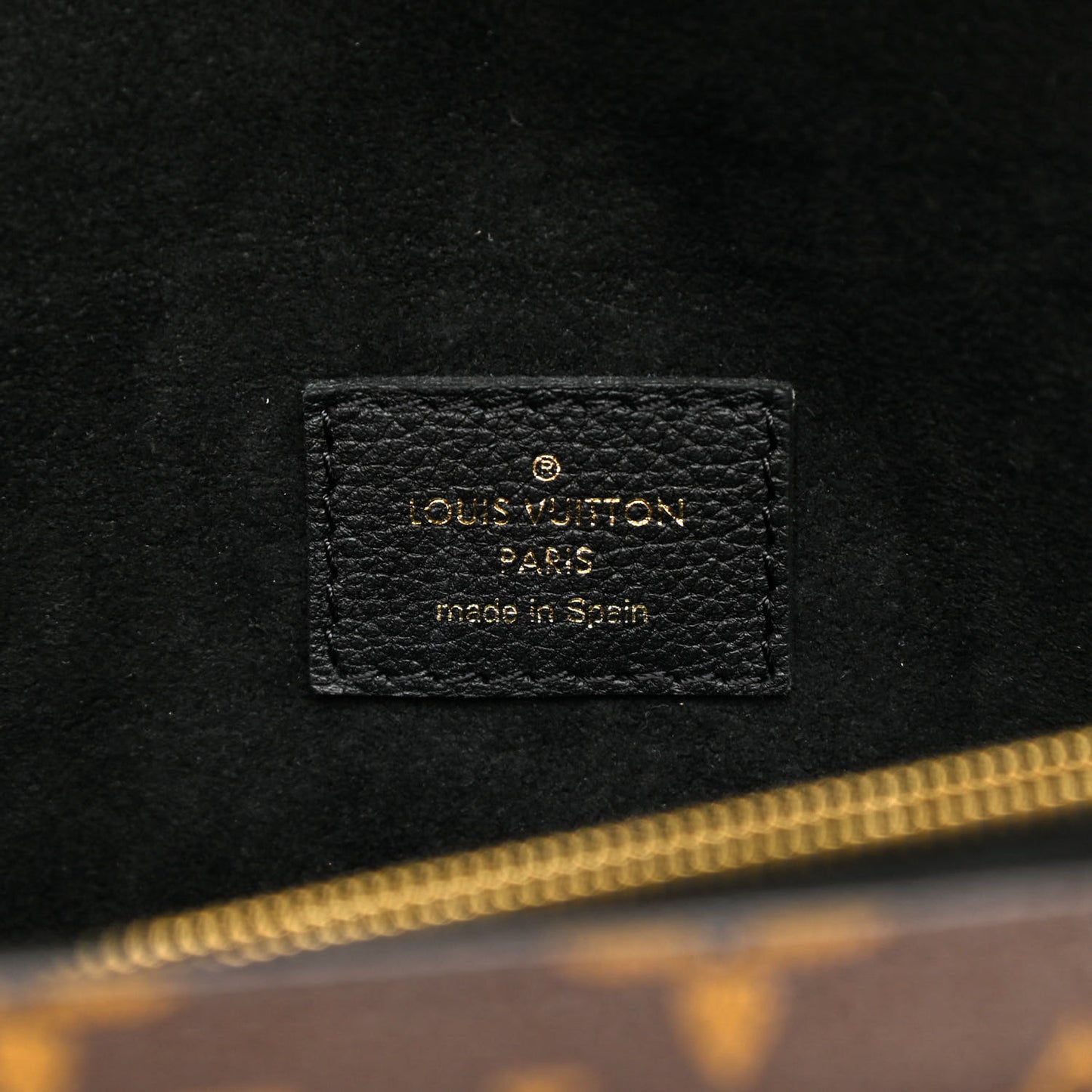 Monogram Victoire Black