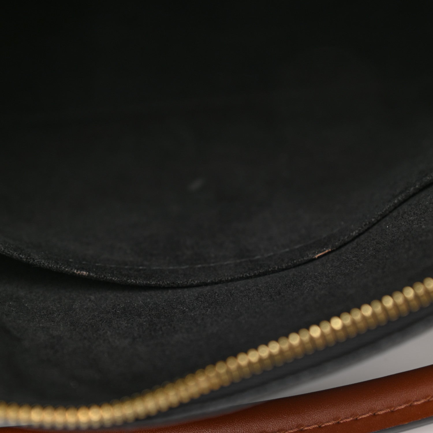 Louis Vuitton Monogram V Tote MM Black 10 of 13