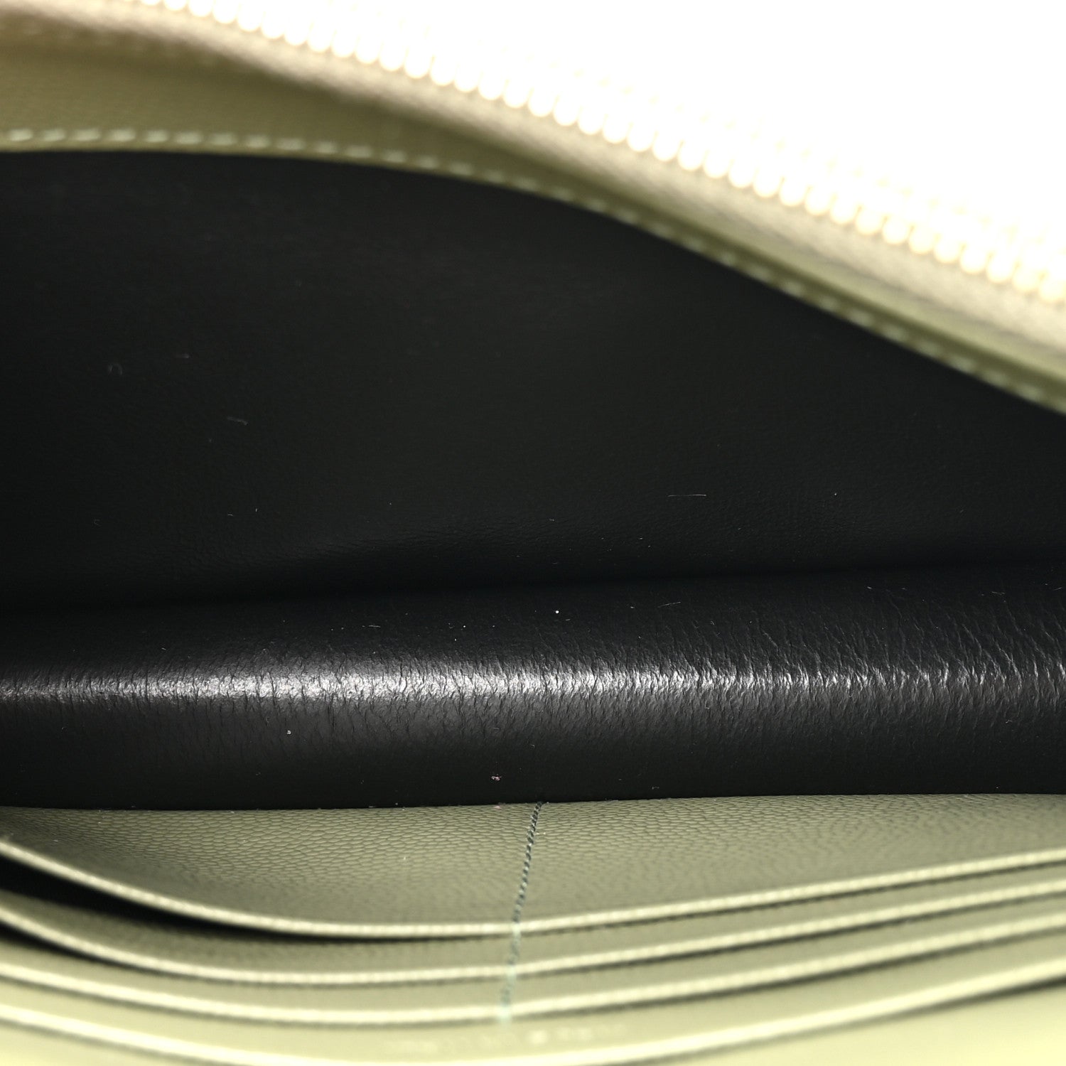 Saint Laurent Grain De Poudre Matelasse Chevron Monogram Envelope Chain Wallet Light Sage 5 of 11
