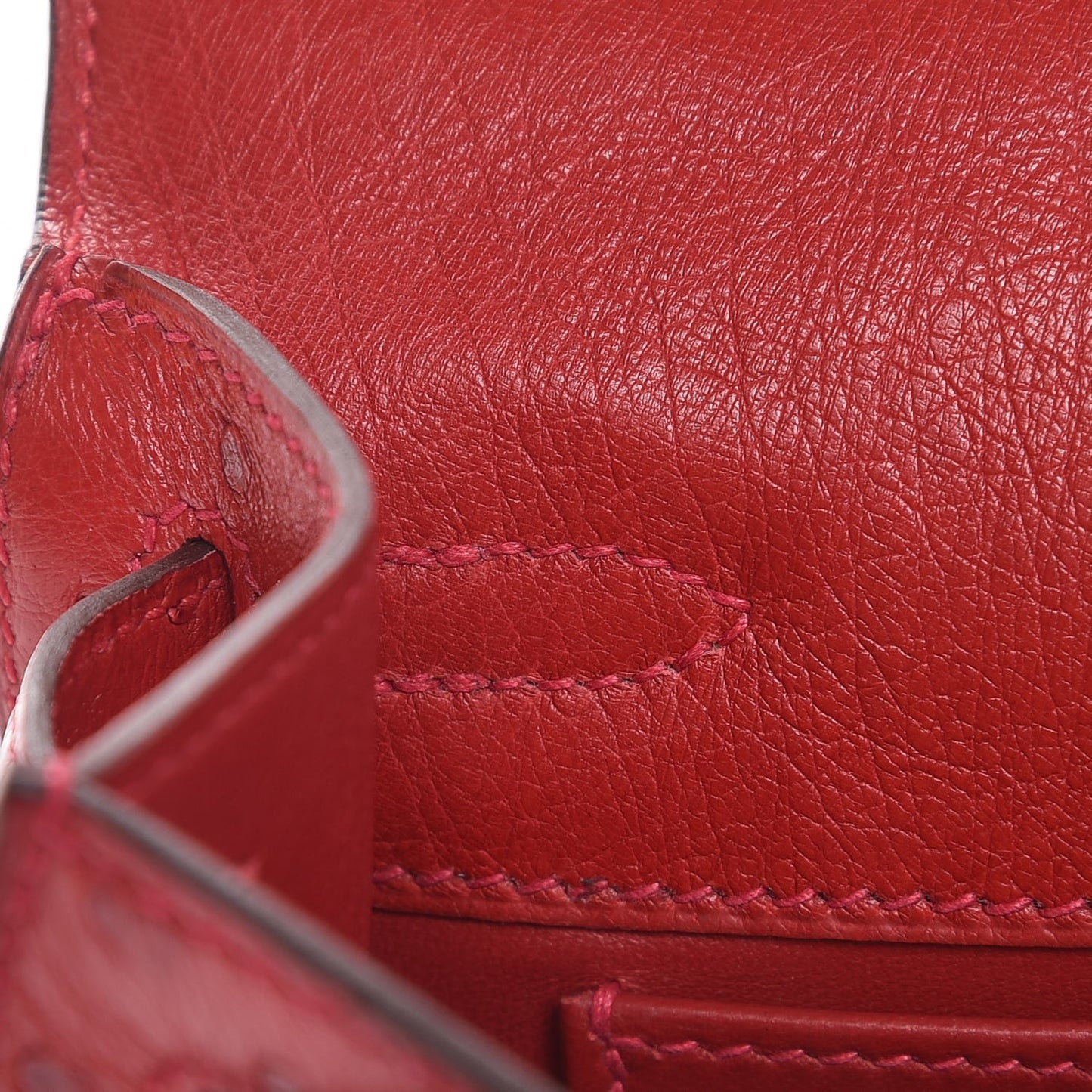 Ostrich Kelly Pochette Rouge Vif