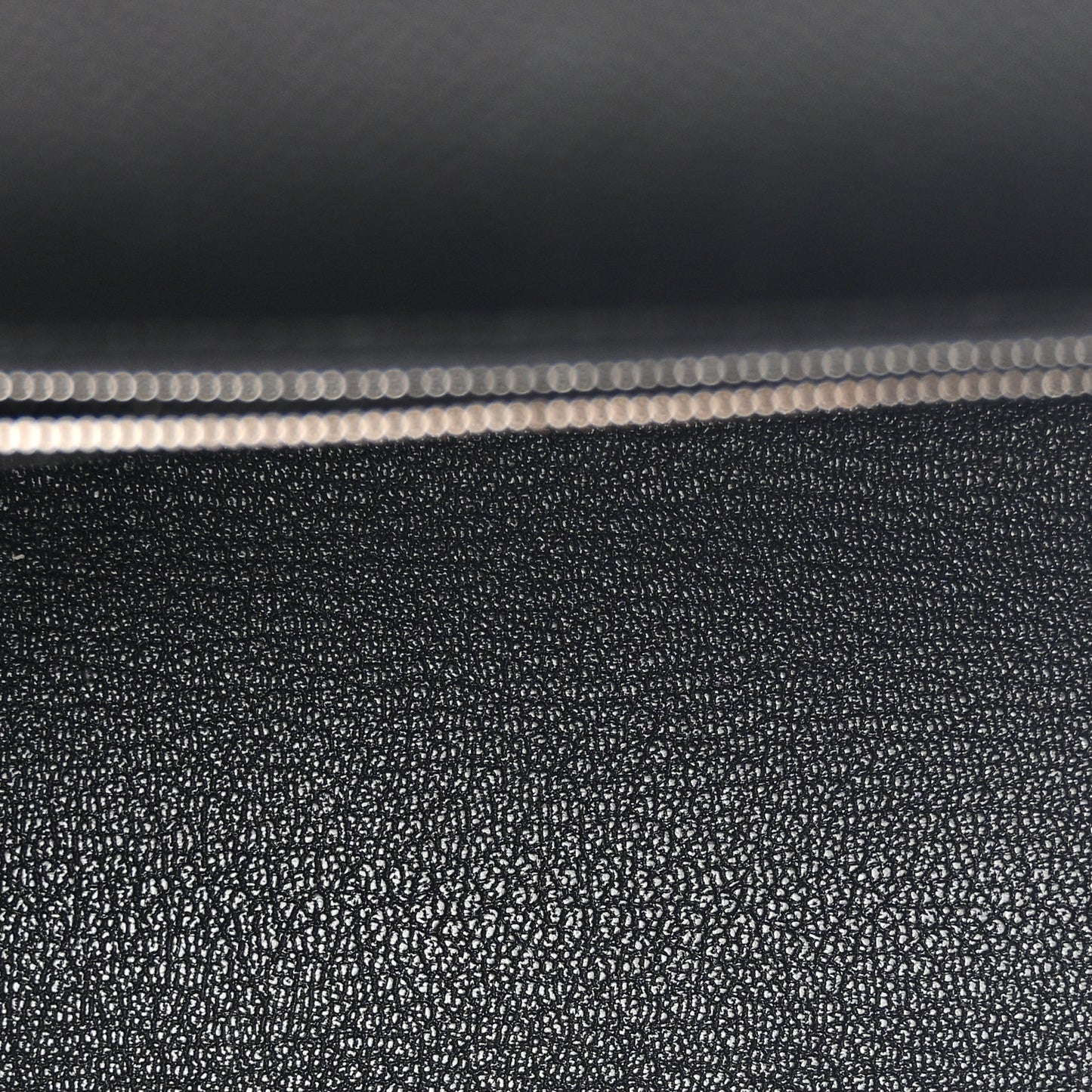 Epsom Kelly Sellier 25 Black