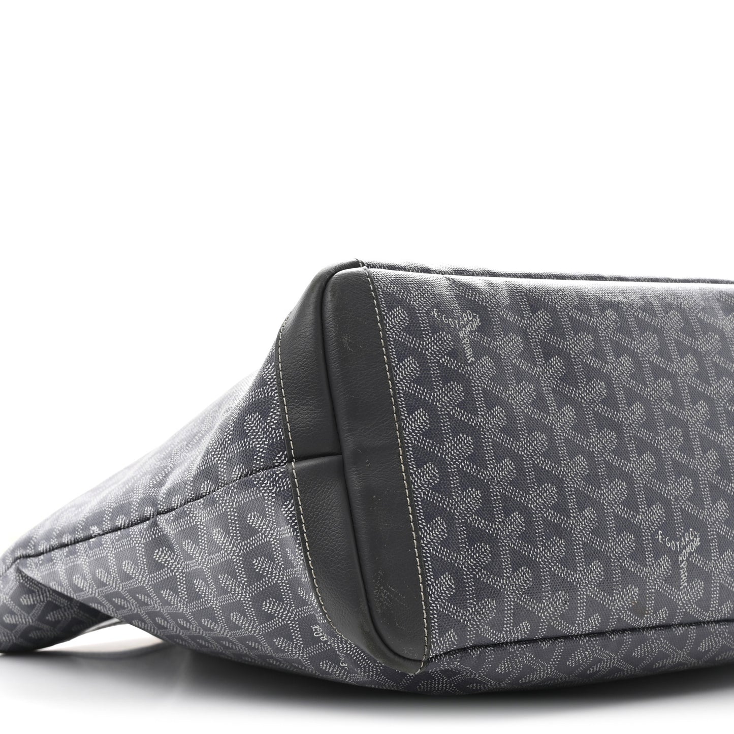 Goyardine Artois MM Grey