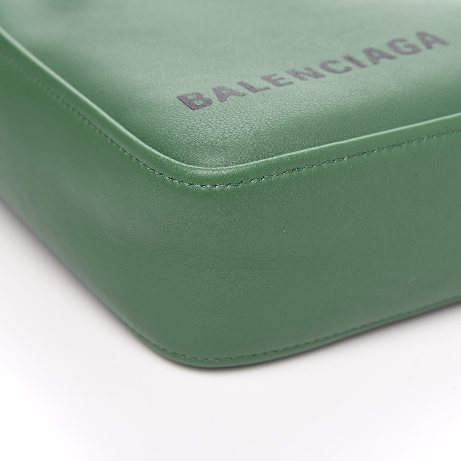 Balenciaga Shiny Day Calfskin Triangle Crossbody XS Vert Irlandais 8 of 9