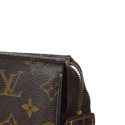 Louis Vuitton Monogram Toiletry Pouch 26 14 of 22