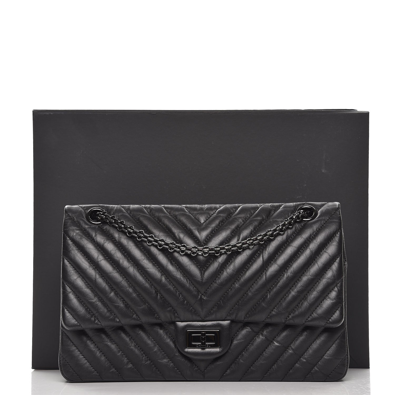 Chanel Aged Calfskin Chevron 2.55 Reissue 226 So Black 8 of 8