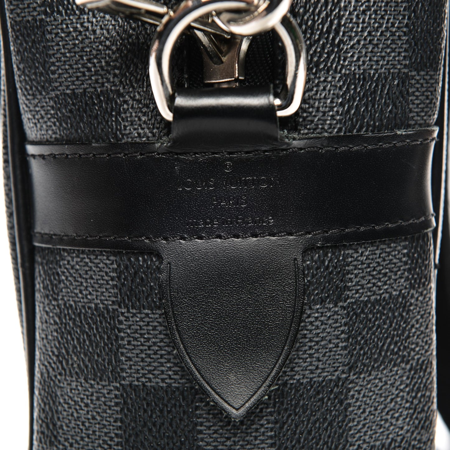 Damier Graphite Porte-Documents Voyage GM