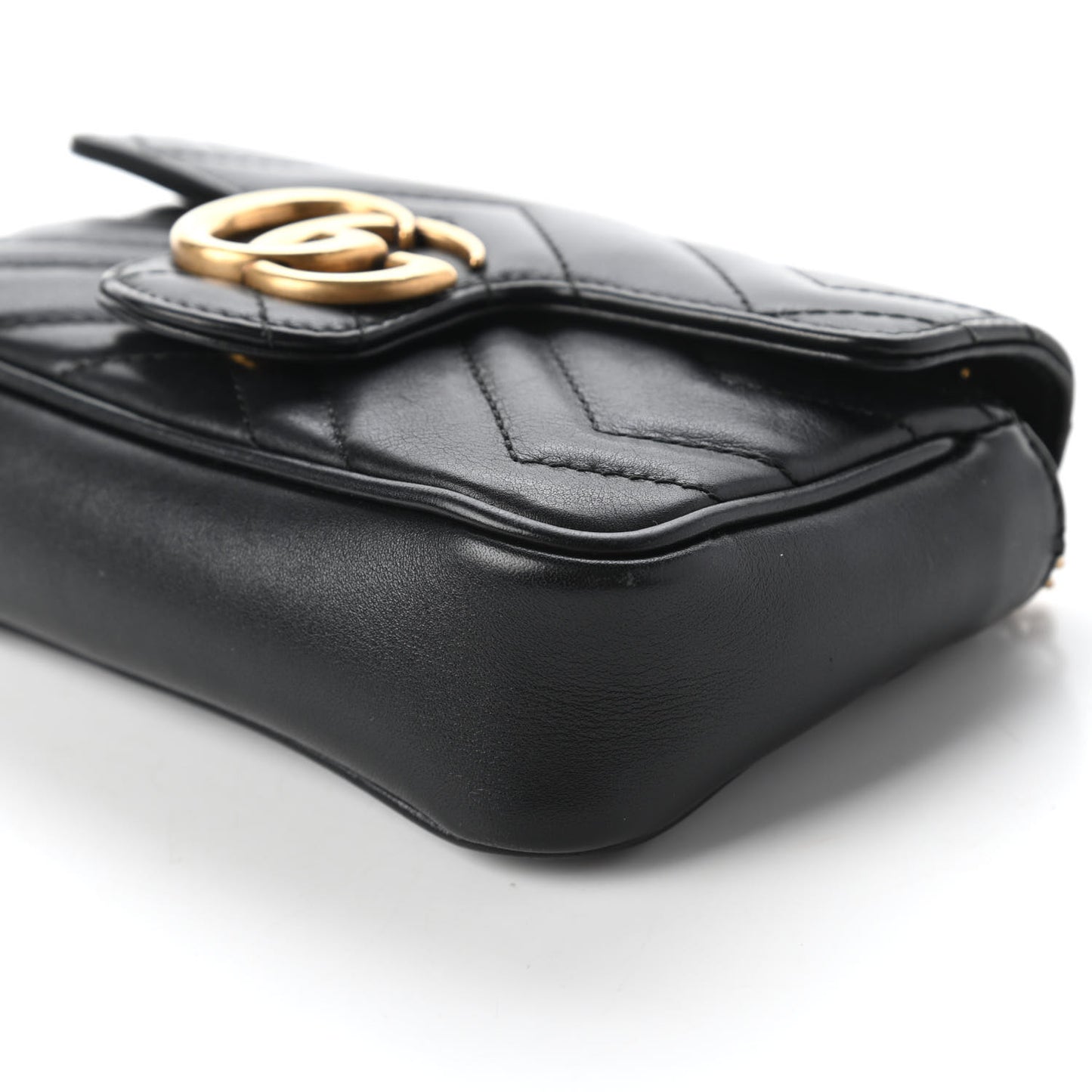 Calfskin Matelasse Super Mini GG Marmont Shoulder Bag Black
