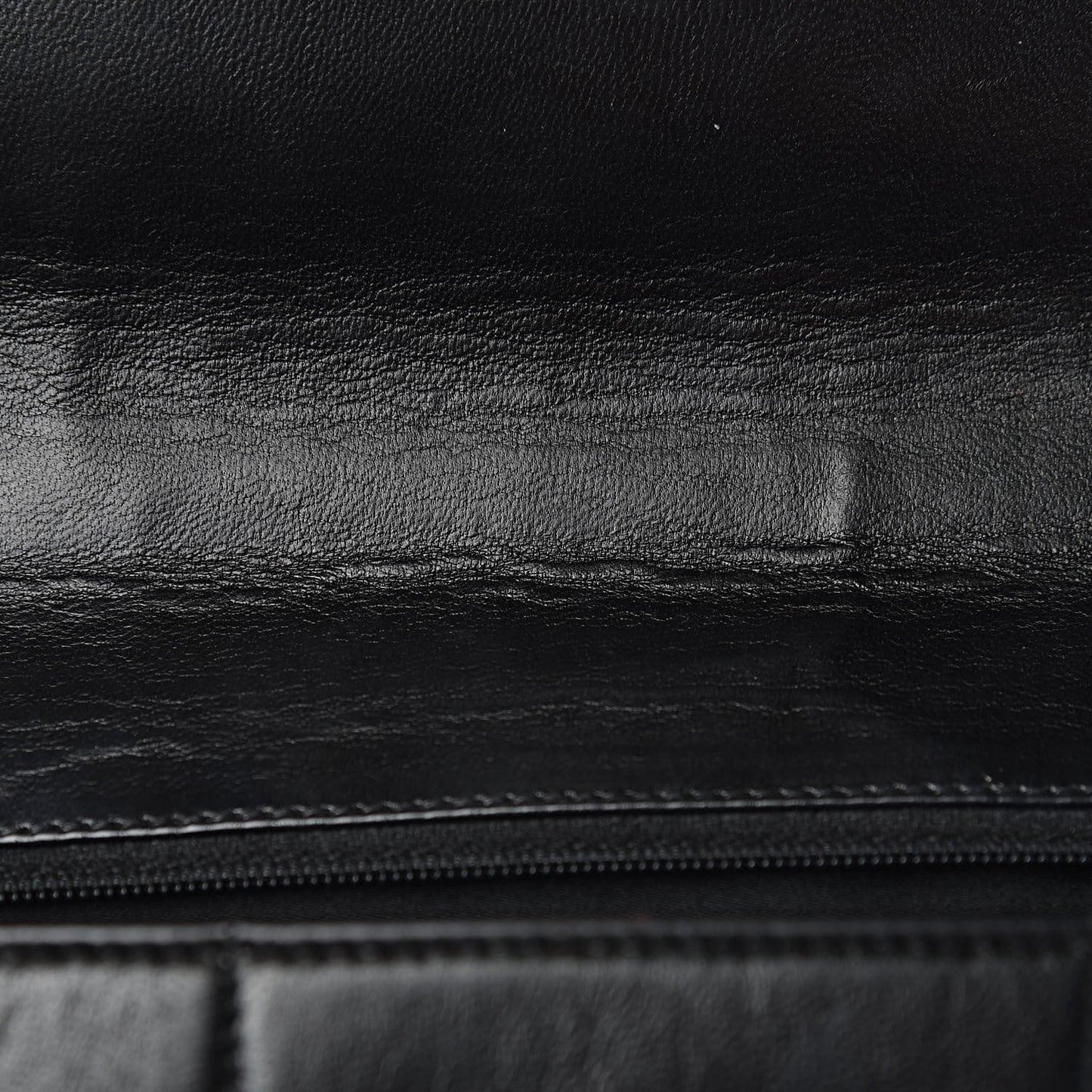 Lambskin Vertical Quilt Jumbo Single Flap Black