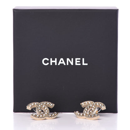 Chanel Pearl Crystal April In Paris CC Earrings Light Gold 4 of 4