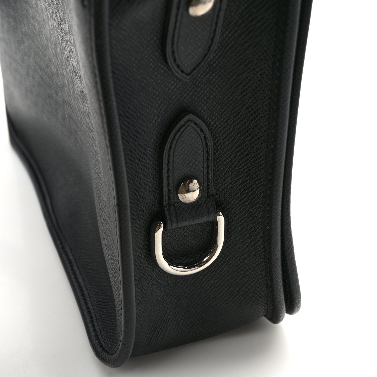 Louis Vuitton Taiga Roman PM Messenger Black 14 of 15