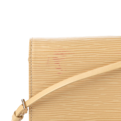 Louis Vuitton Epi Honfleur Vanilla 8 of 13