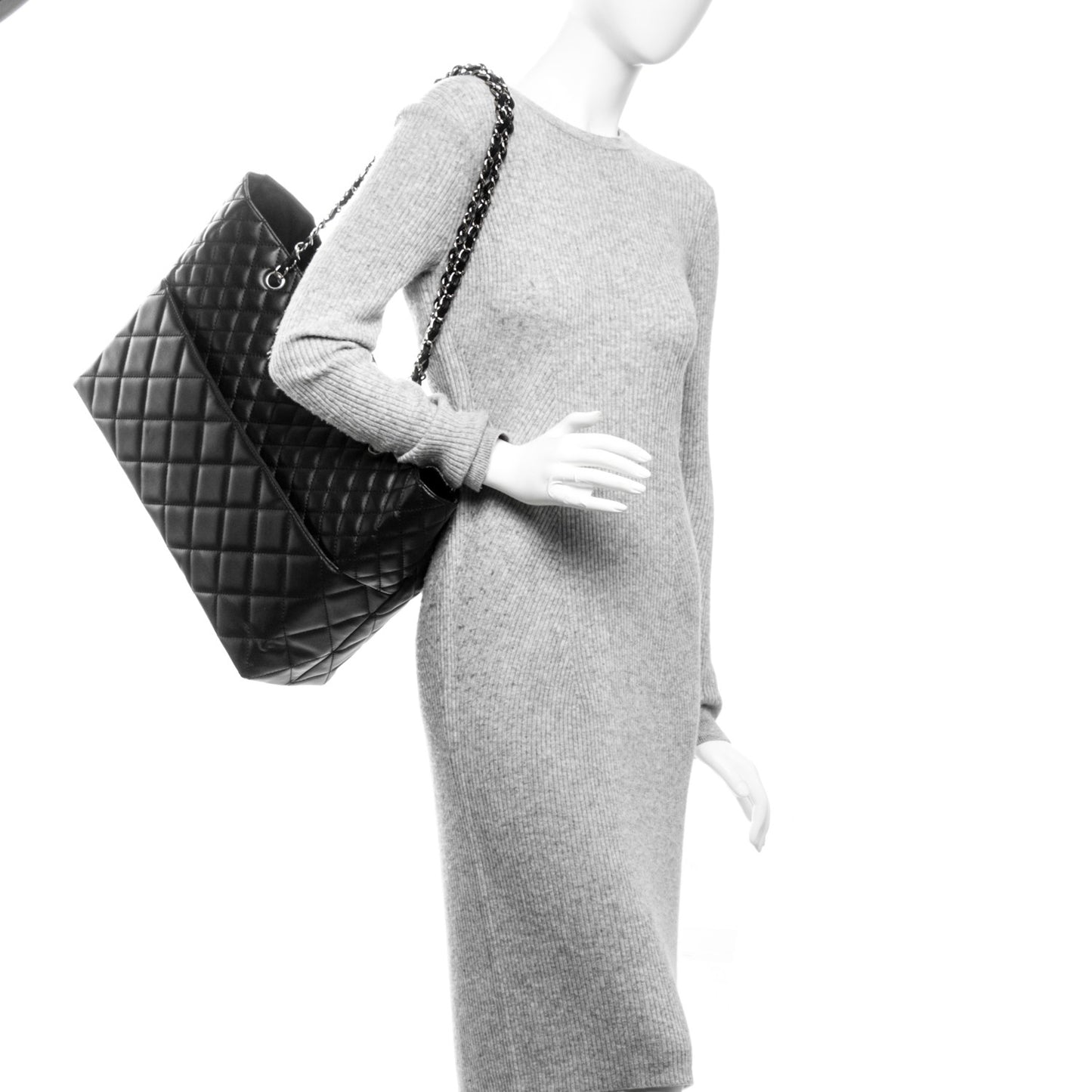Calfskin Quilted Large In The Business Tote Black
