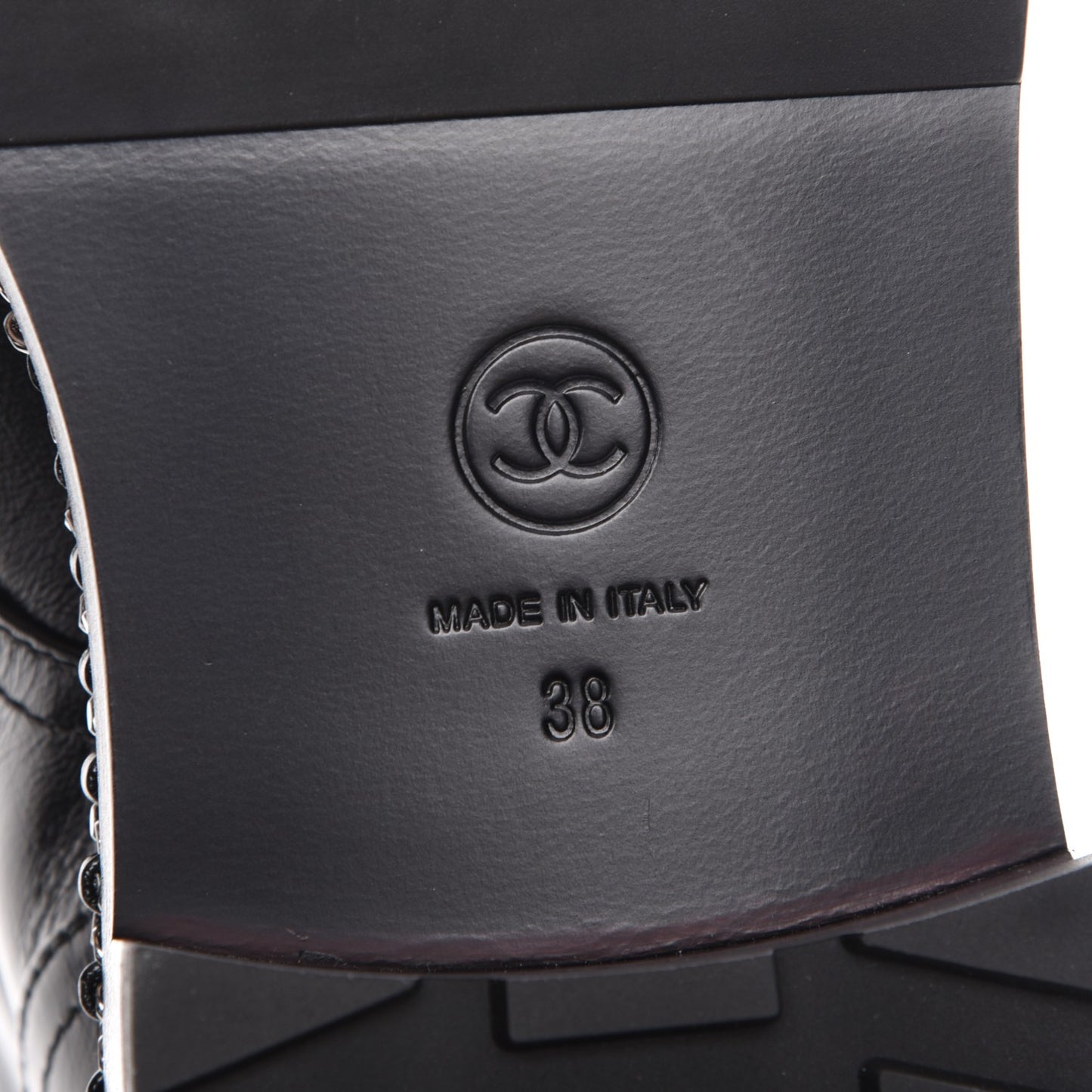 Crinkled Calfskin Pearl Combat Short Boots 38 Black