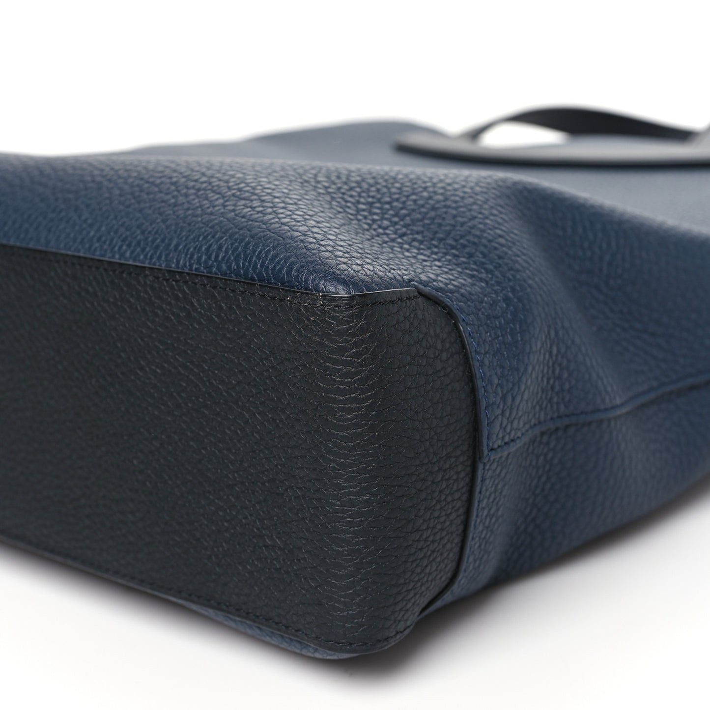 Taurillon Soft Magritte Tote Navy Black