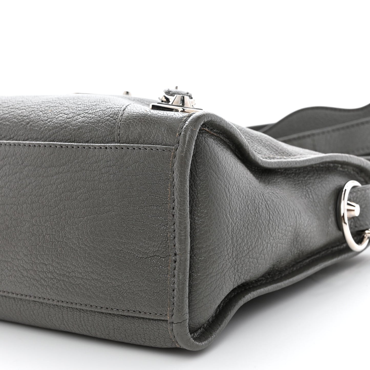 Chevre Silver Metallic Edge Hardware S City Gris Acier
