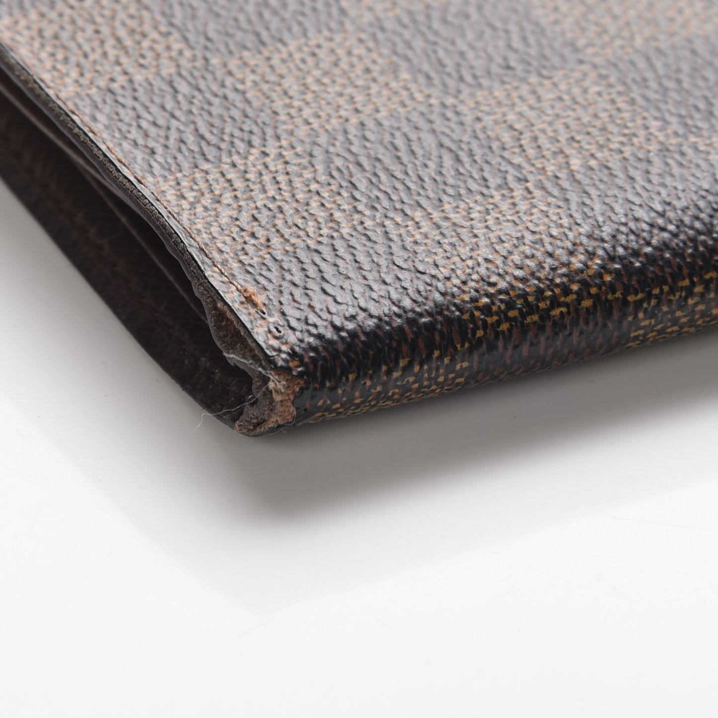 Damier Ebene Multiple Wallet