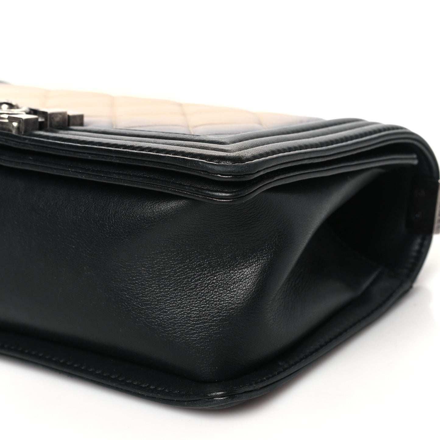 Calfskin Ombre Faded Quilted Medium Boy Flap Beige Black