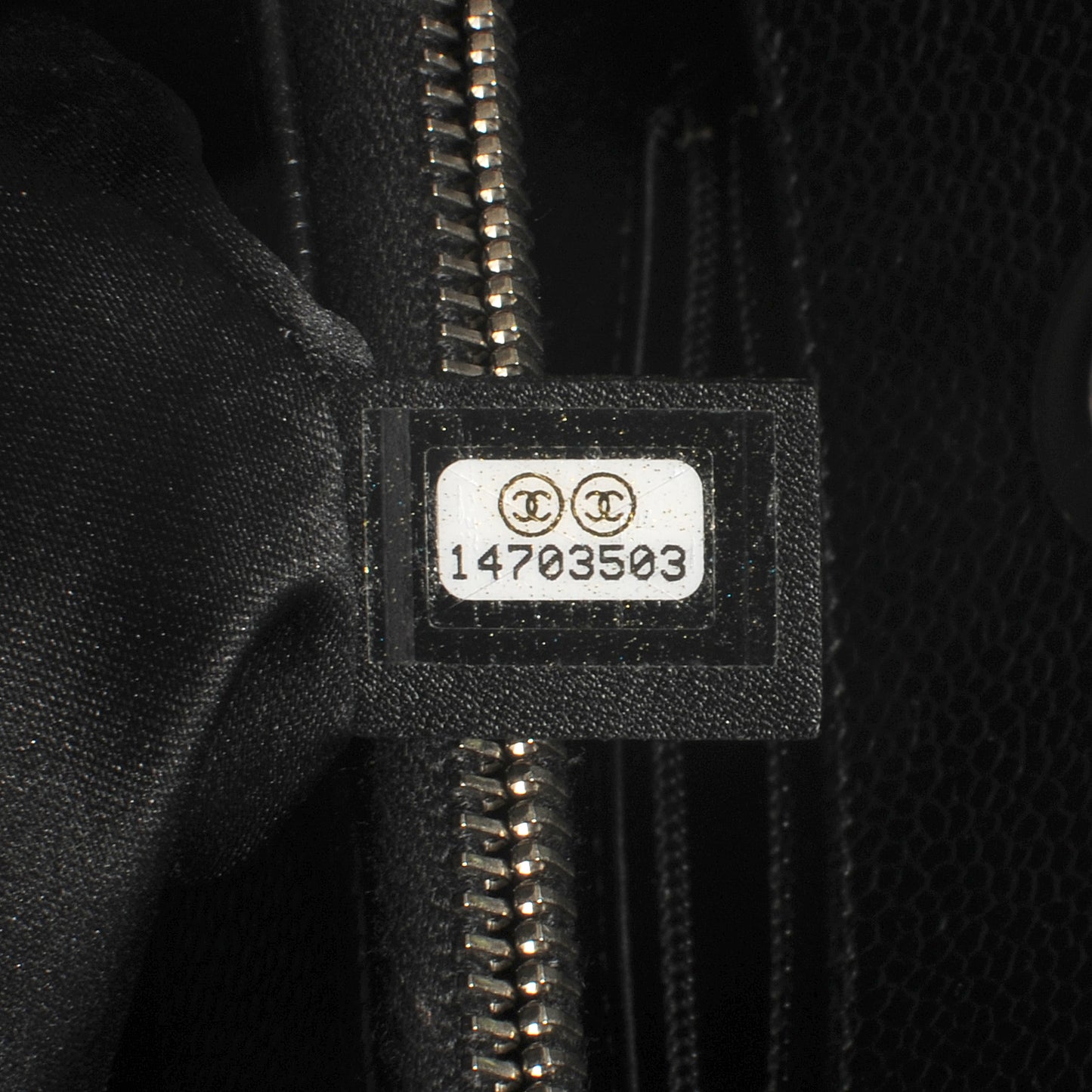 Caviar Grand Shopping Tote GST Black