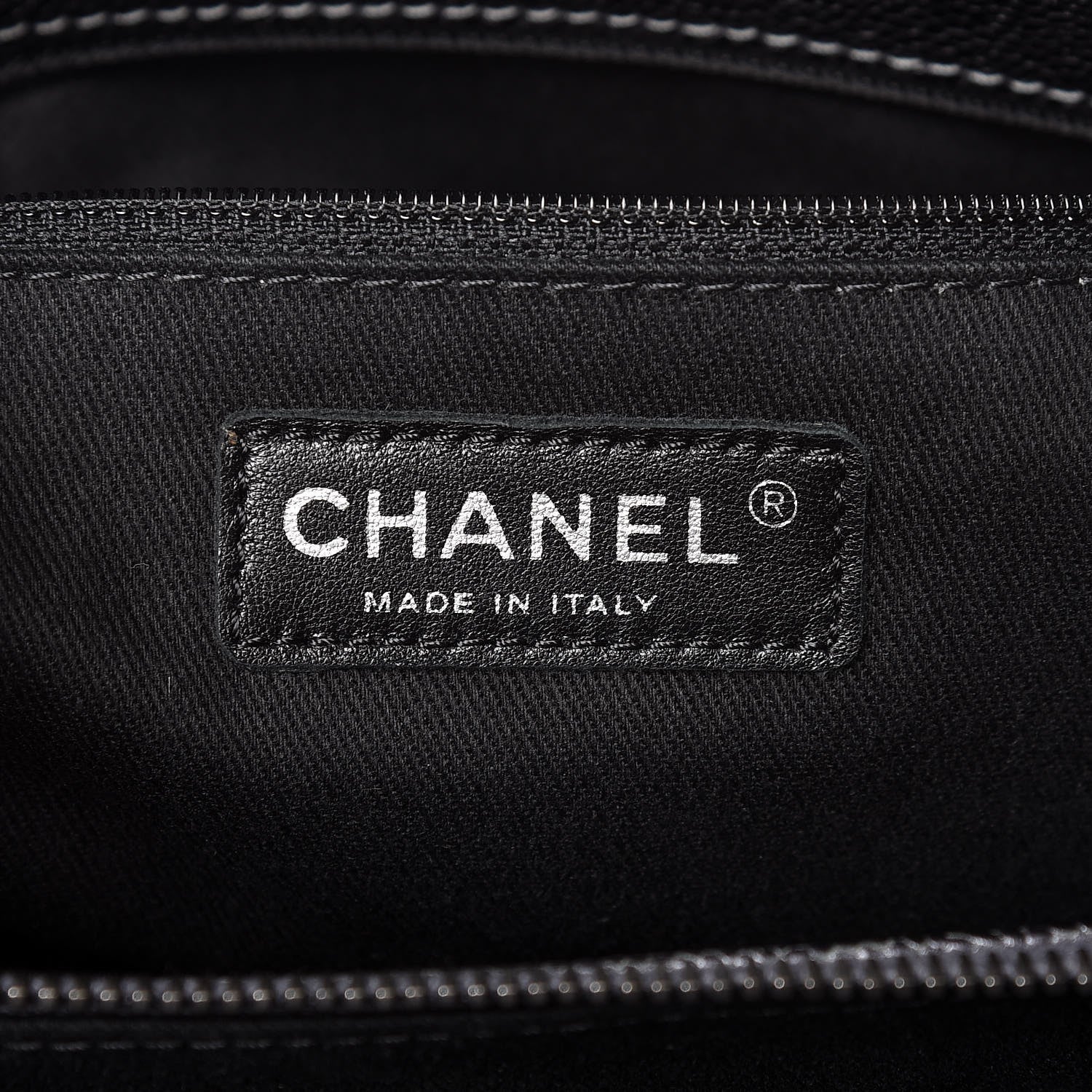 Chanel Iridescent Quilted Chic Caviar Shopping Tote Argent 5 of 7