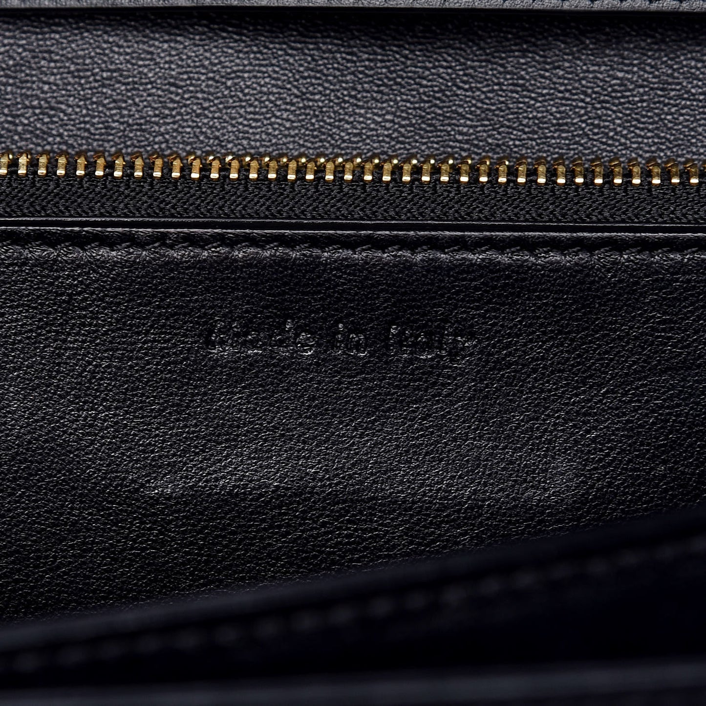 Box Calfskin Medium Classic Box Flap Bag Black