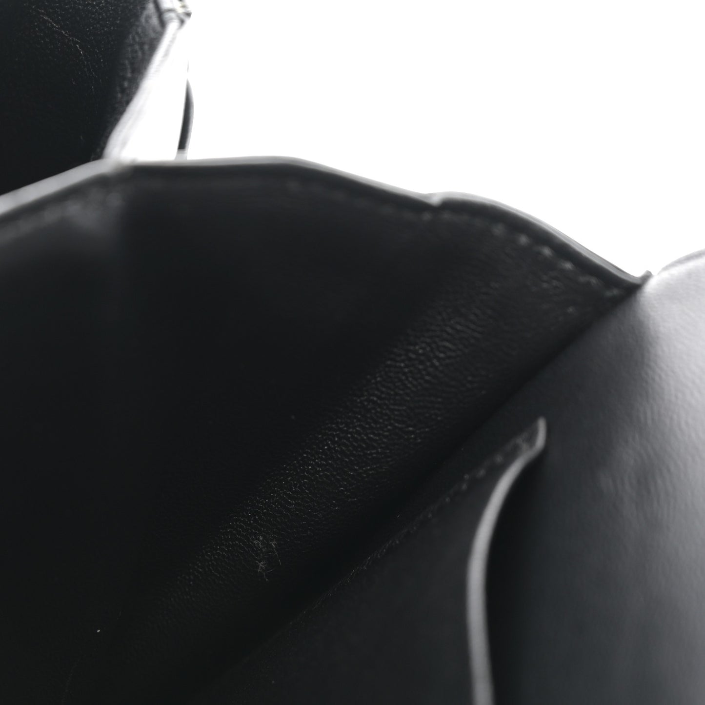 Shiny Calfskin Medium Triomphe Black