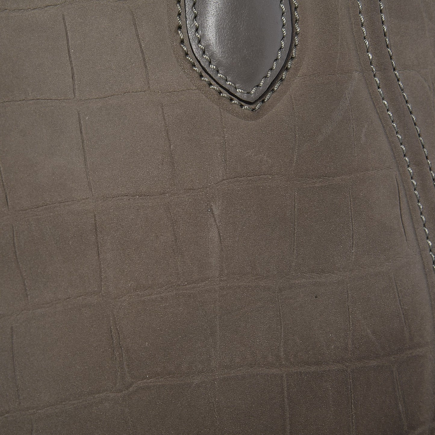 Crocodile Embossed Nubuck Medium Phantom Luggage Grey