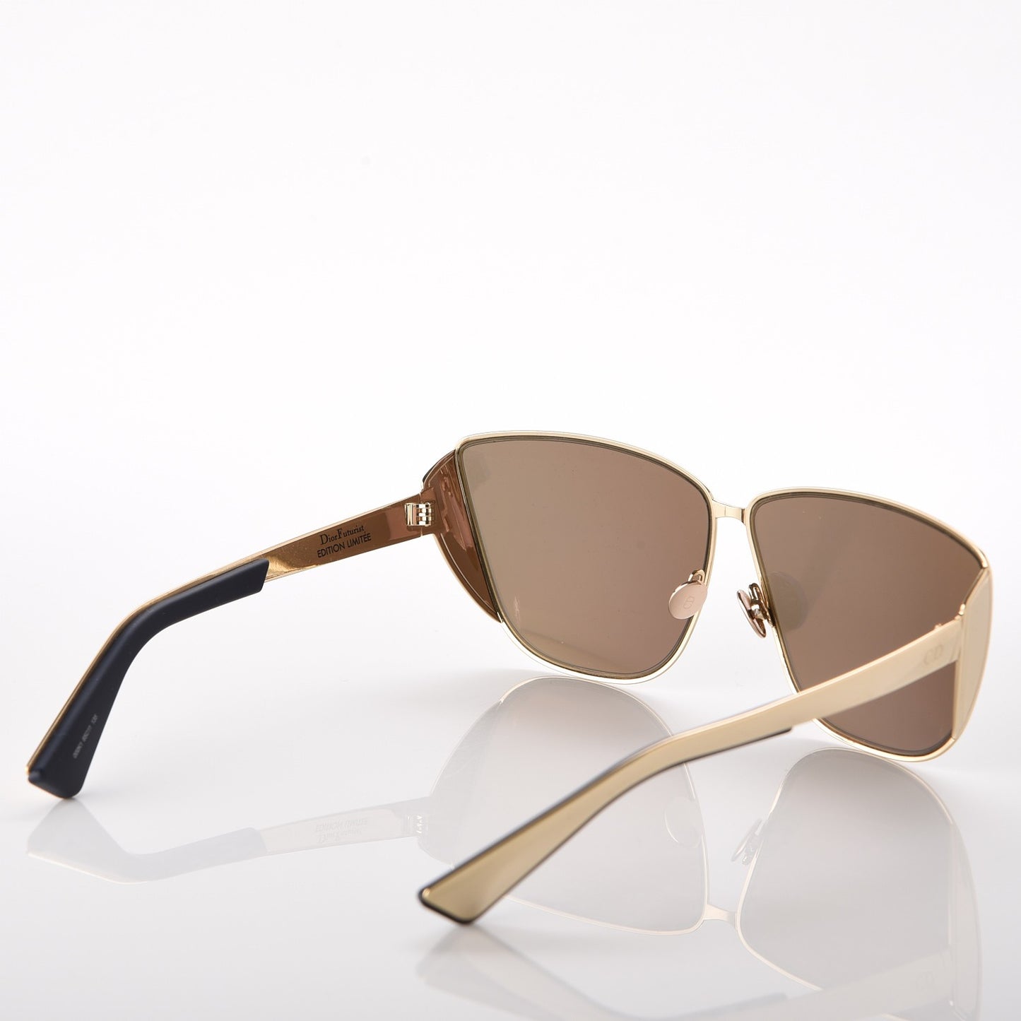 Metal Mirrored Futurist Sunglasses Gold
