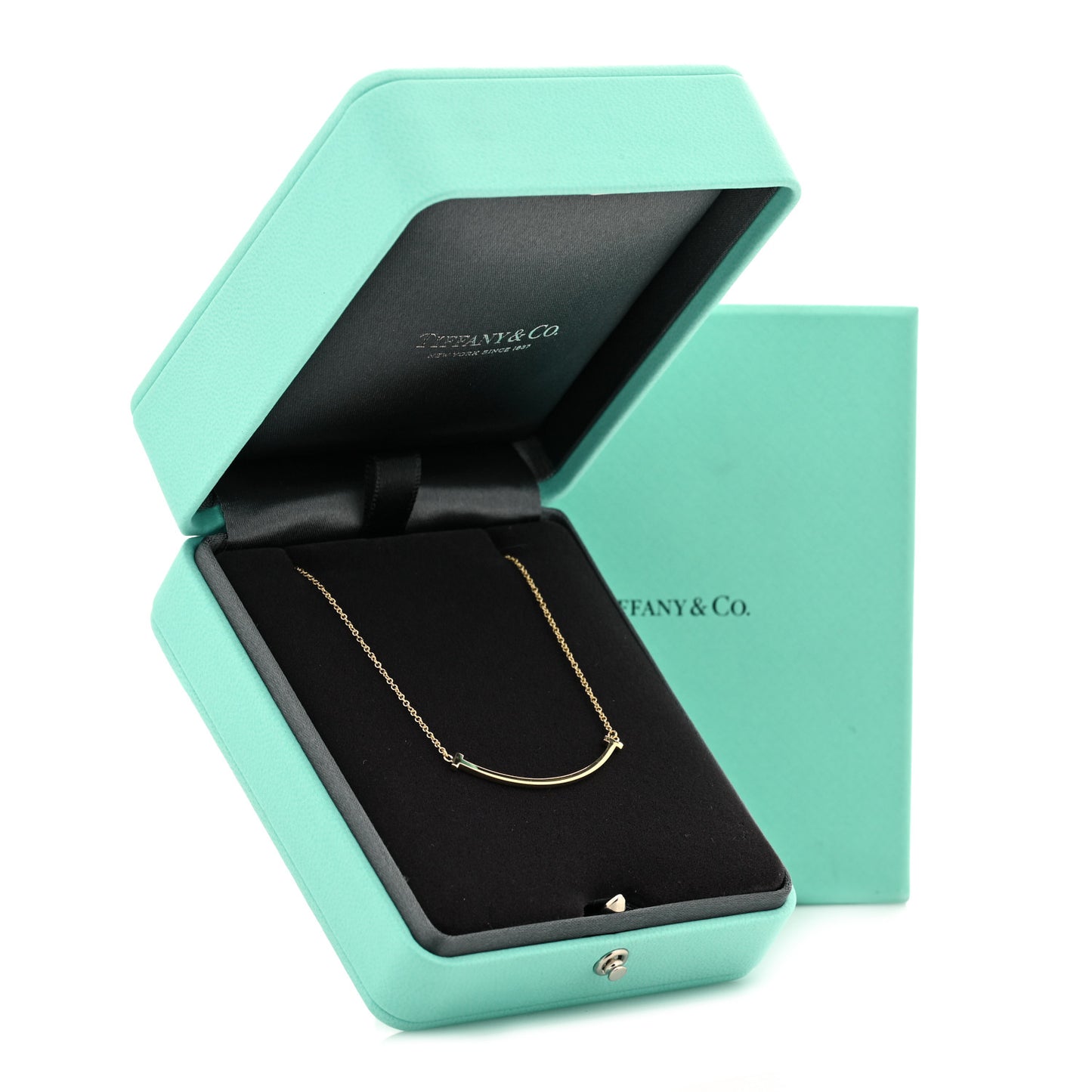 18K Yellow Gold Small T Smile Pendant Necklace