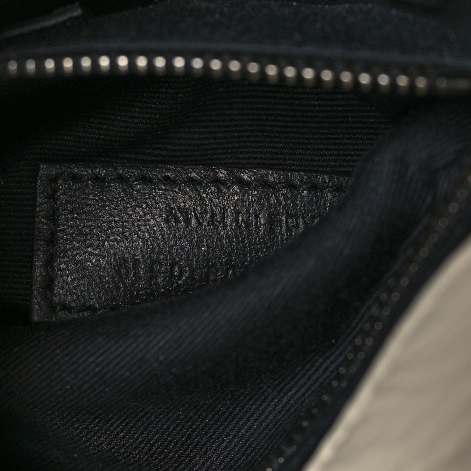 Saint Laurent Crinkled Calfskin Matelasse Monogram Niki Chain Wallet Crema Soft 7 of 11