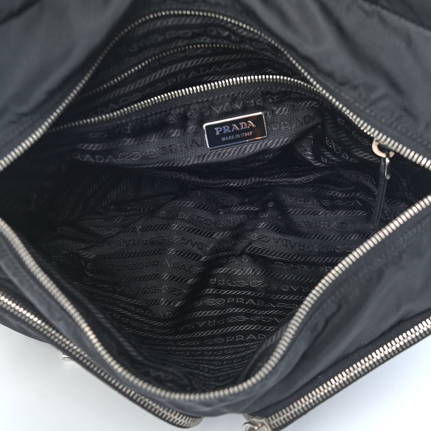 Nylon Vela Messenger Bag Black