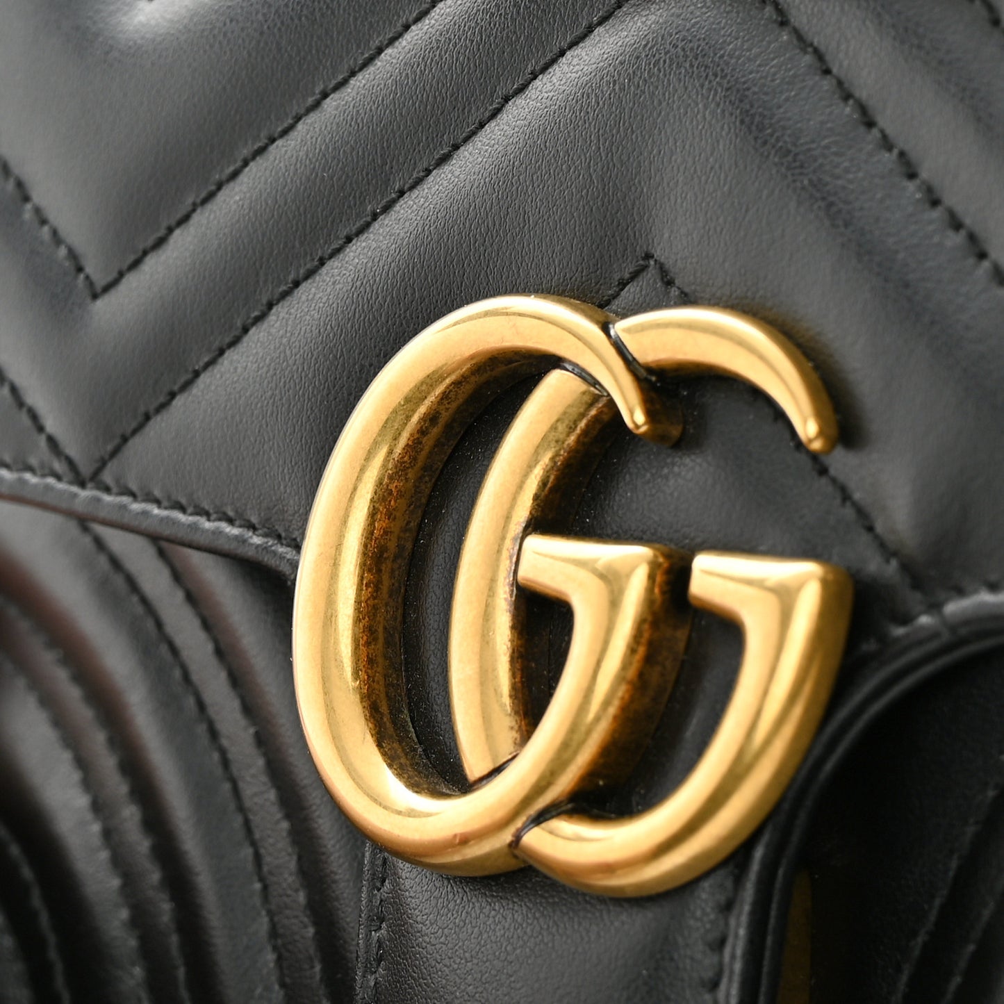 Calfskin Matelasse Mini GG Marmont Shoulder Bag Black