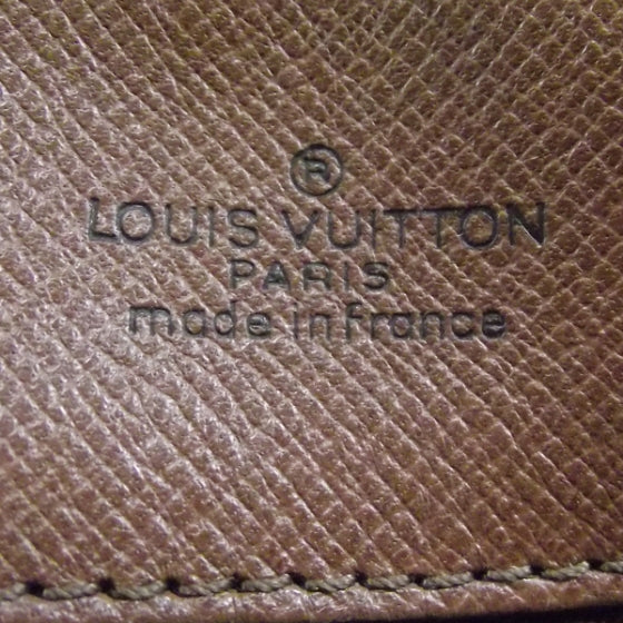Monogram Nil 28