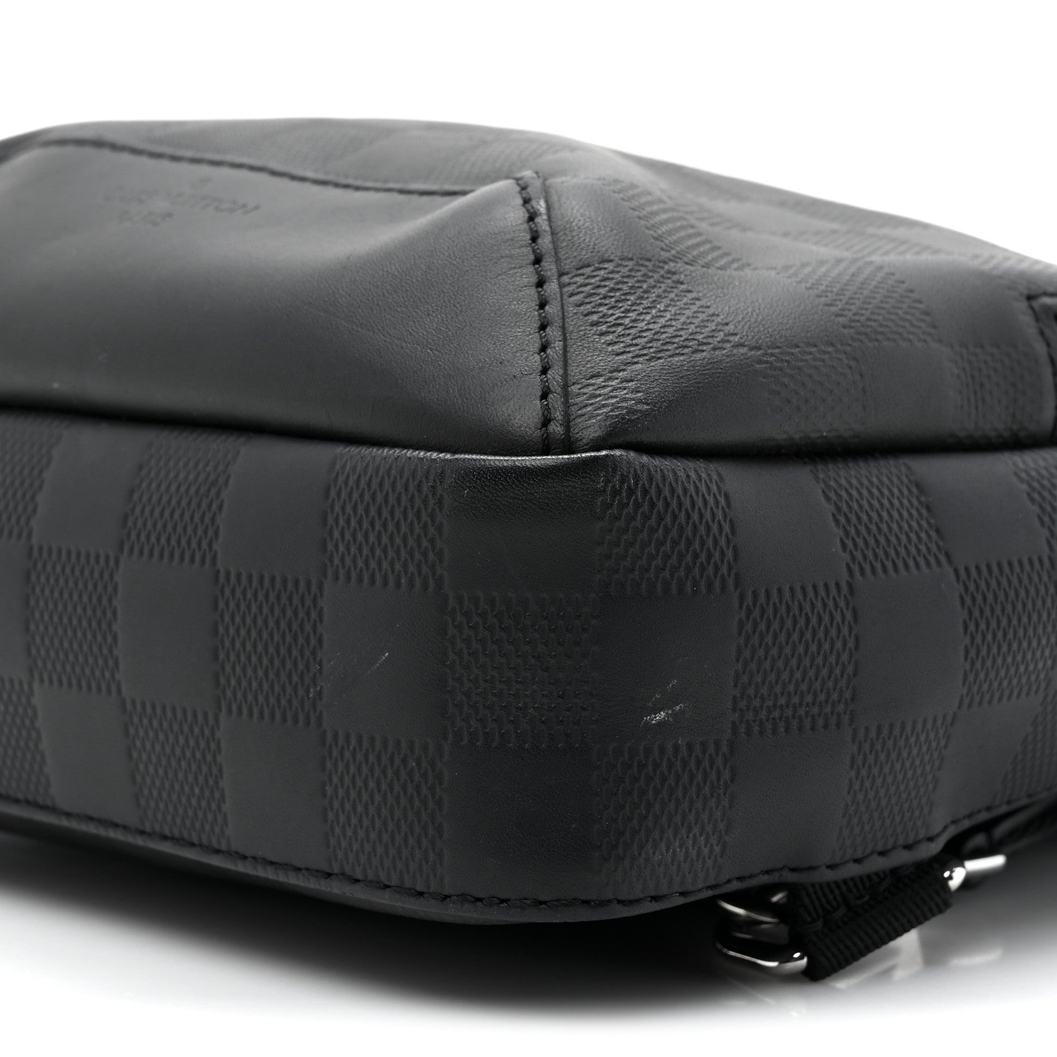 Louis Vuitton Damier Infini Avenue Sling Bag Onyx 8 of 10