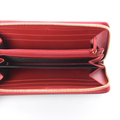 Gucci GG Supreme Monogram Bosco Patch Zip Around Wallet Beige Malva Hibiscus Red 4 of 5