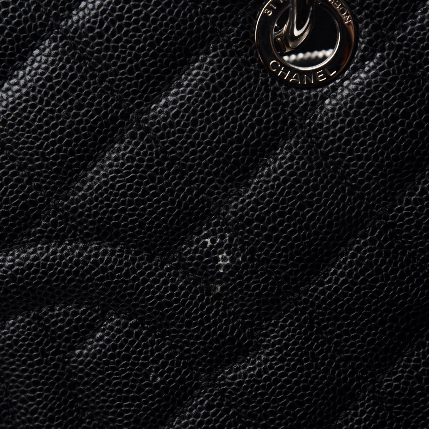 Caviar Quilted XL Grand Shopping Tote GST Black
