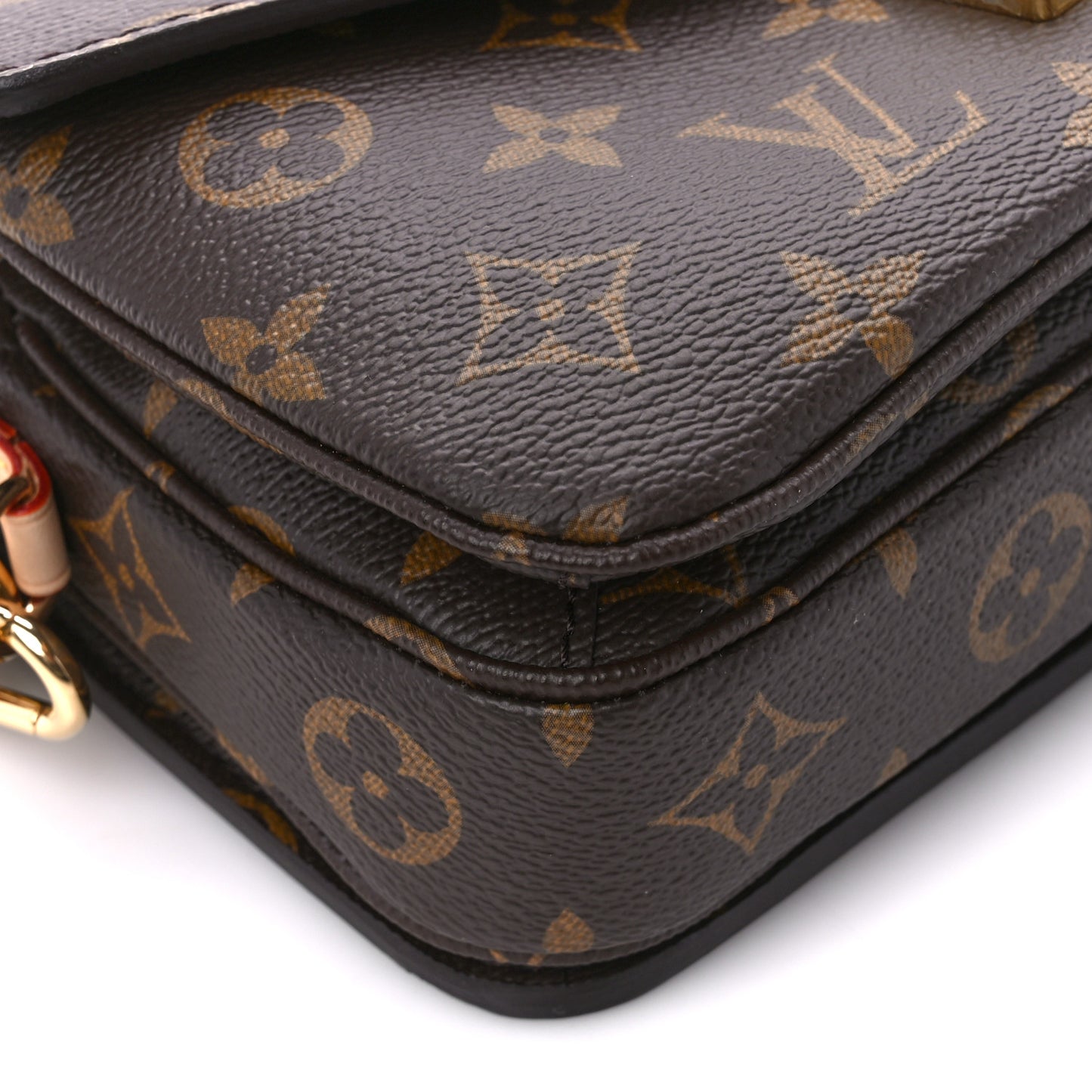 Monogram Pochette Metis East West