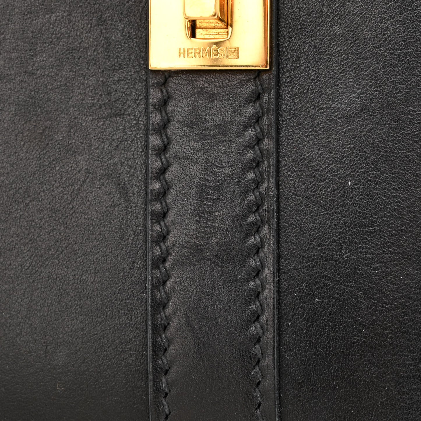 Box Drag 26 Black