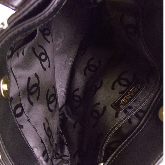 Chanel Leathter Quilted Surpique Tote Black 7 of 11