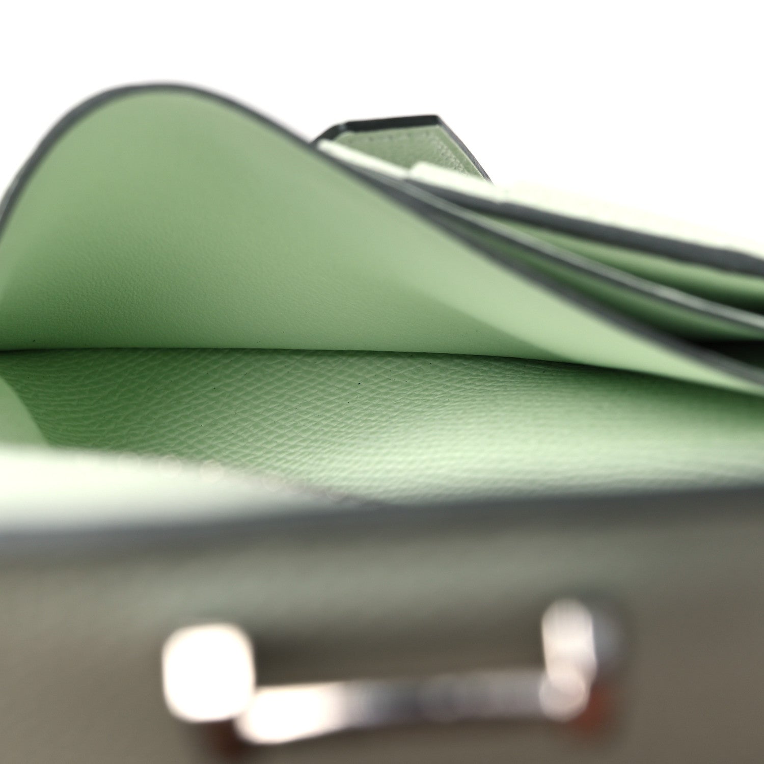 Hermes Epsom Bearn Compact Wallet Vert Fizz 8 of 15