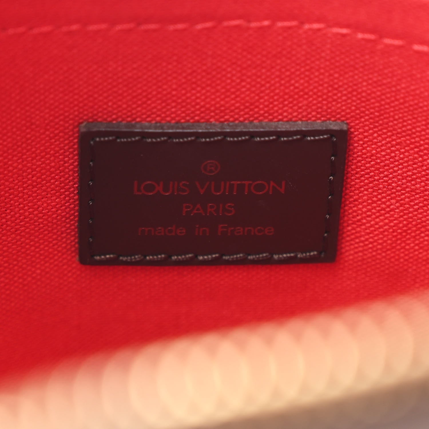 Louis Vuitton Damier Ebene Illovo MM 6 of 11