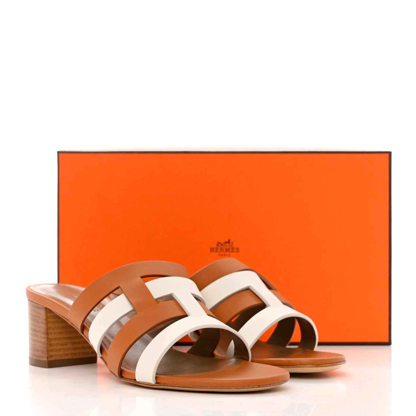 Calfskin Amica Sandals 37 White Naturel