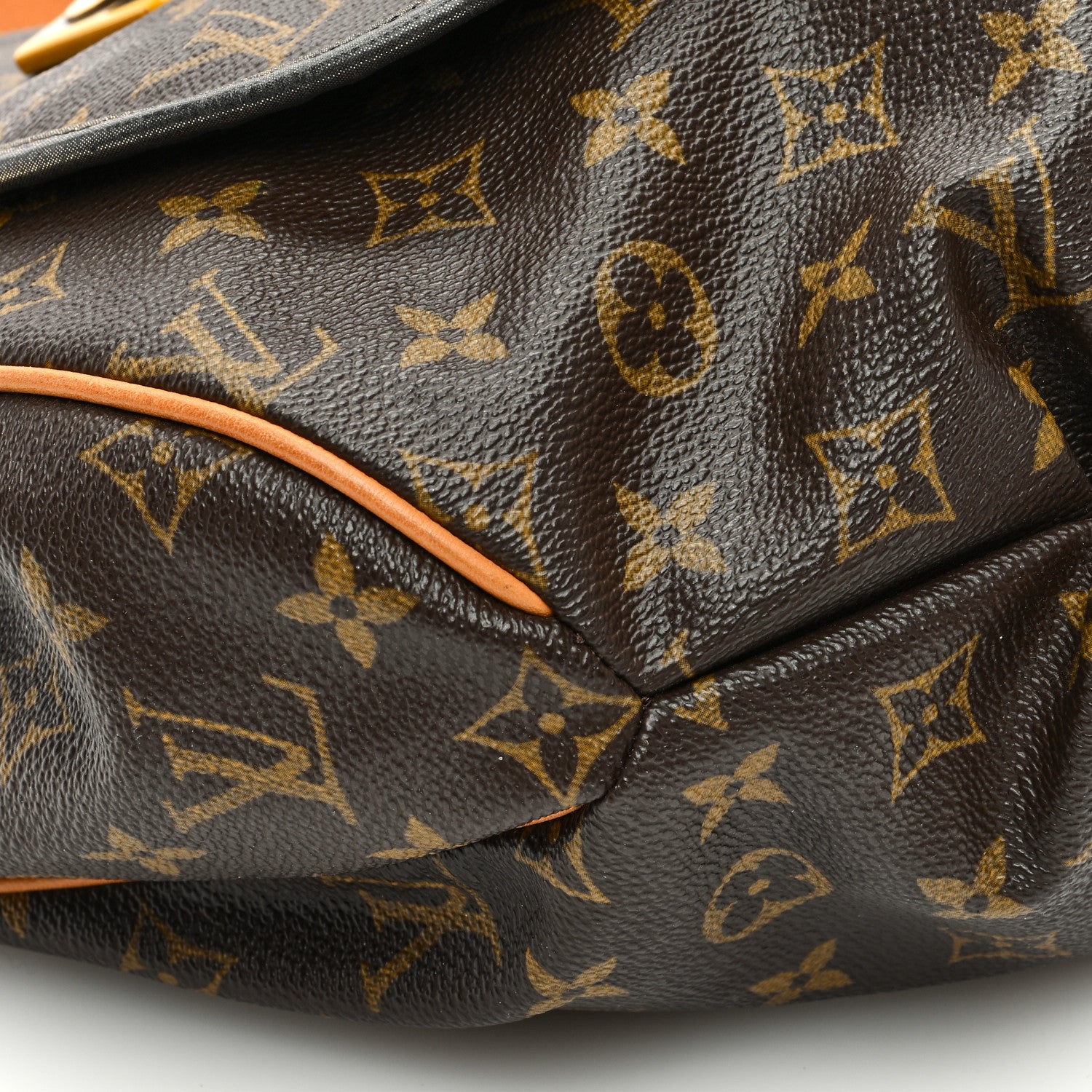Louis Vuitton LOUIS VUITTON Monogram Kalahari GM 8 of 13