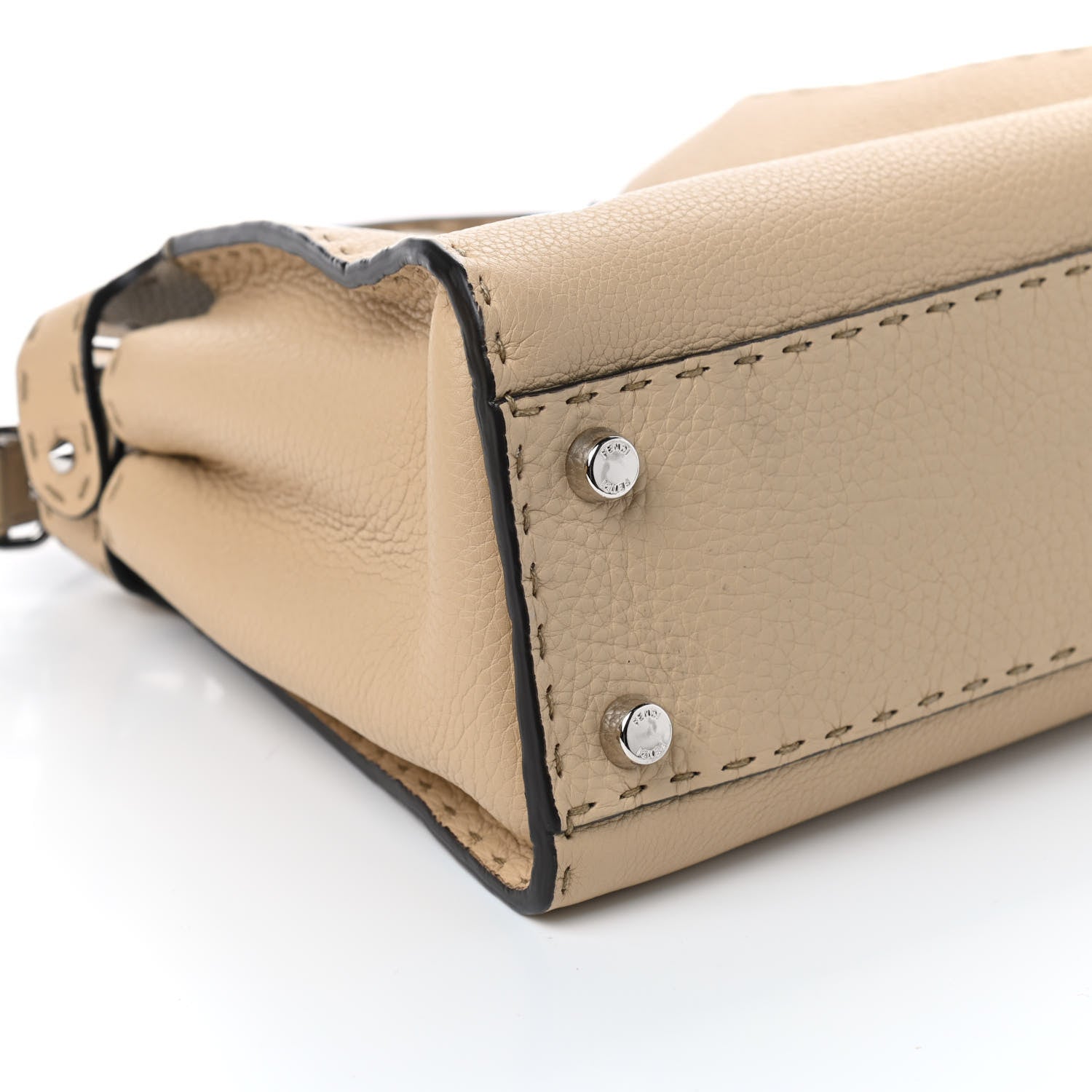Fendi Cuoio Romano Selleria Medium Peekaboo Iconic Essentially Satchel Paglia Latte Mou 9 of 10