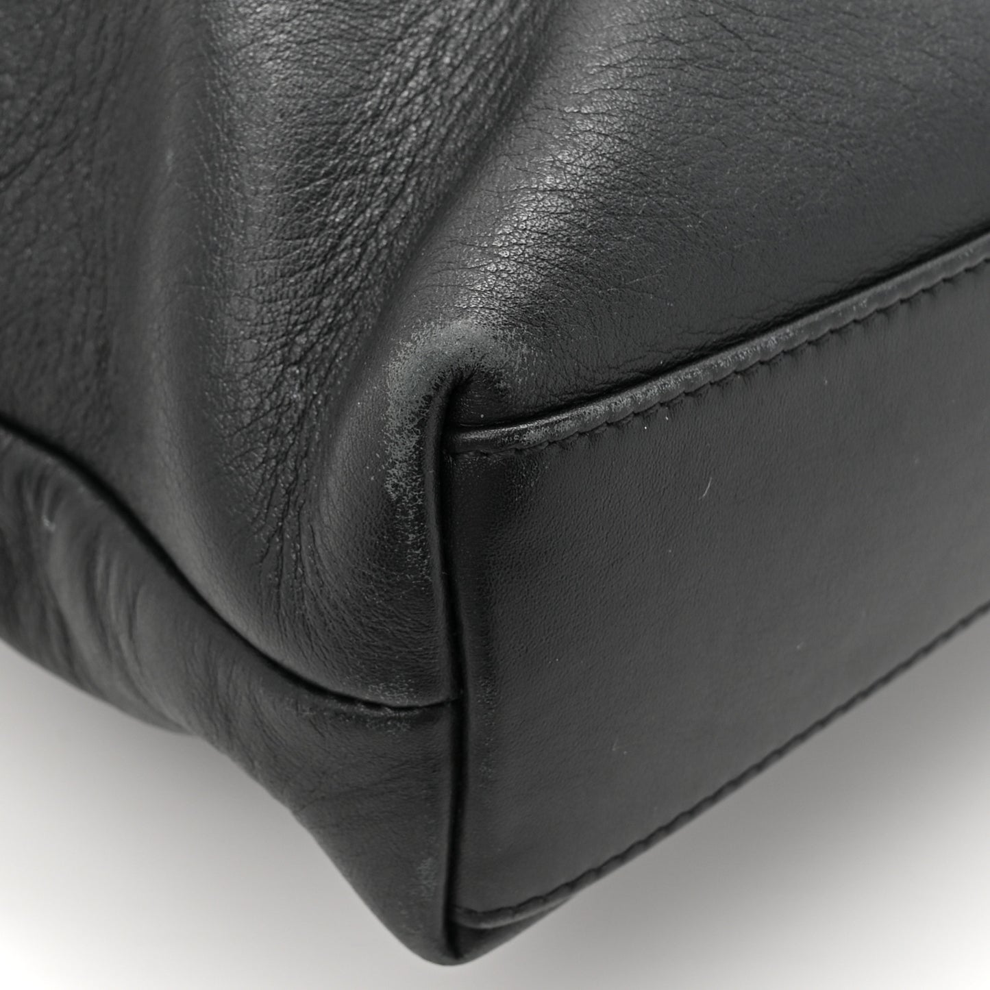 Calfskin Chain 20s Signature Tote Black